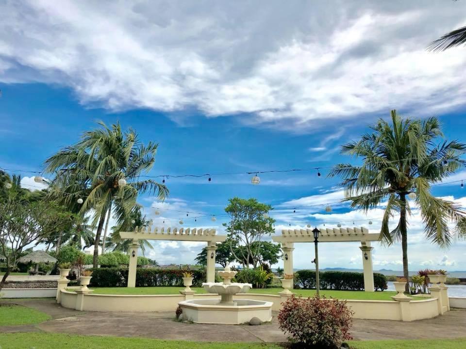 Palmas Del Mar Hotel Bacolod Exterior foto