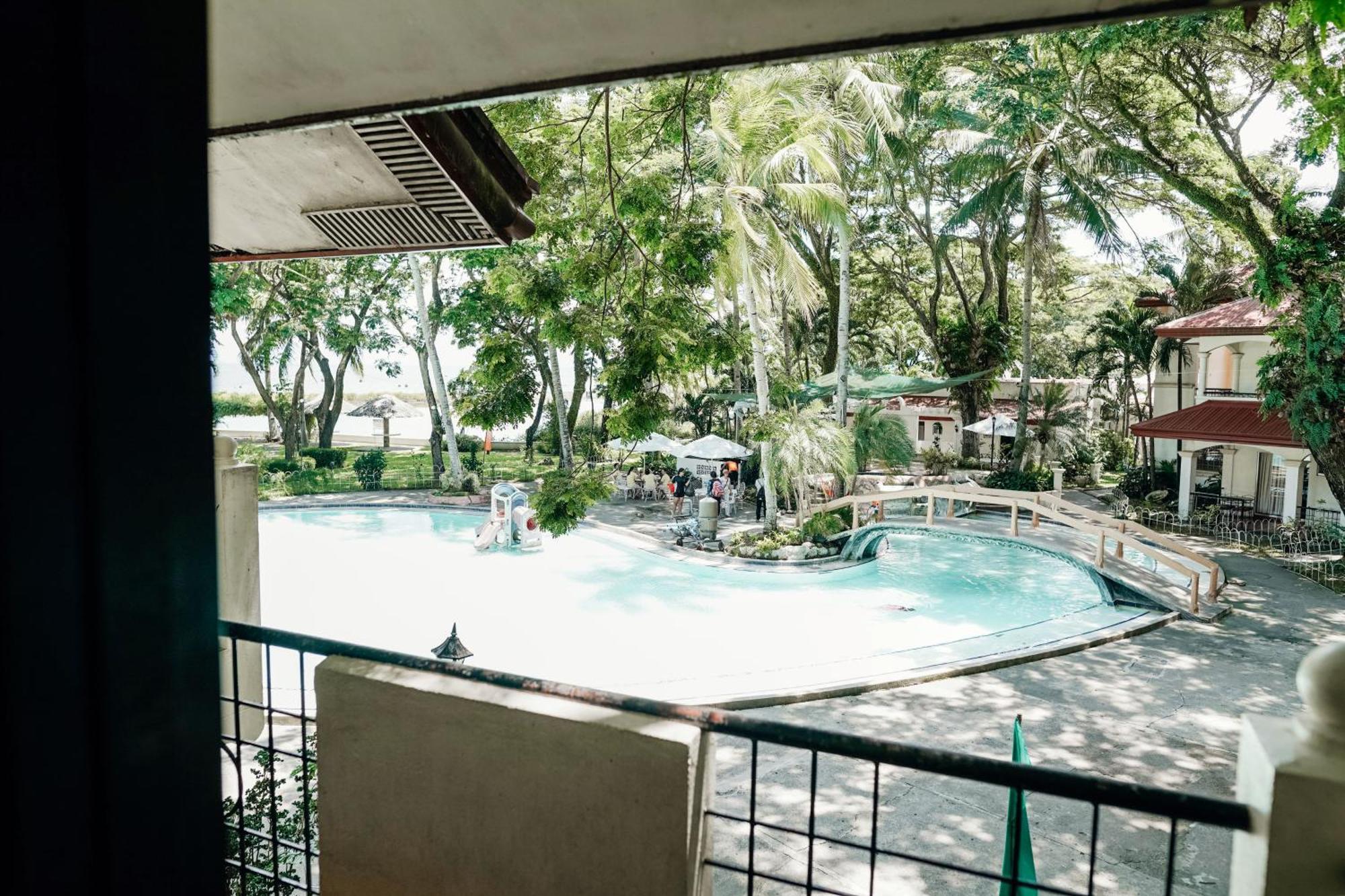 Palmas Del Mar Hotel Bacolod Exterior foto